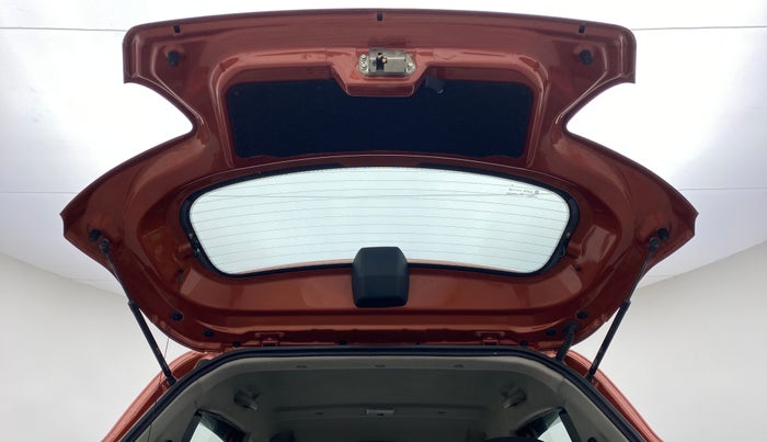 2017 Mahindra Kuv100 K8 D 6 STR, Diesel, Manual, 57,562 km, Boot Door Open