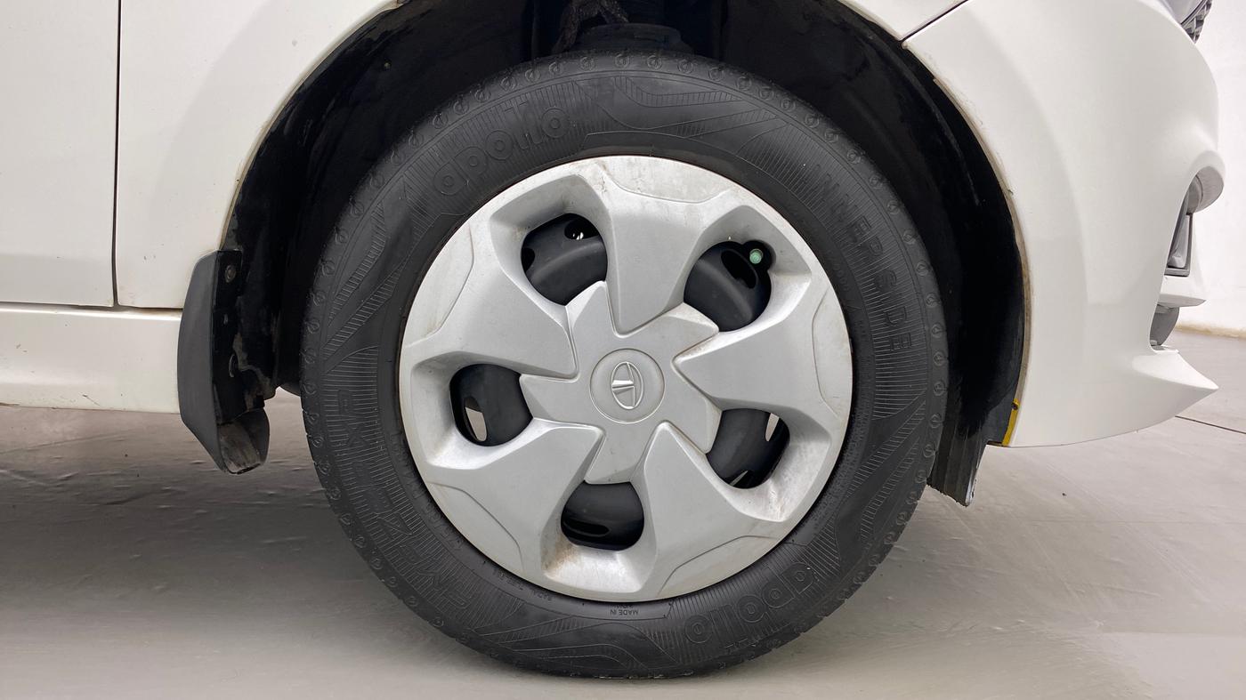 2020 Tata Tiago XT PETROL, Petrol, Manual, 62,875 km, Right Front Wheel