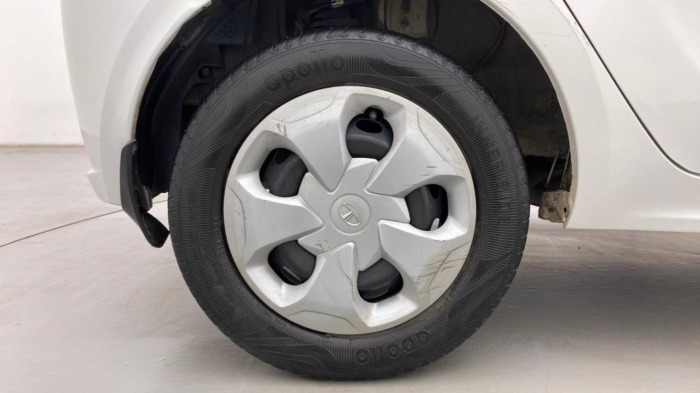 2020 Tata Tiago XT PETROL, Petrol, Manual, 62,875 km, Right Rear Wheel