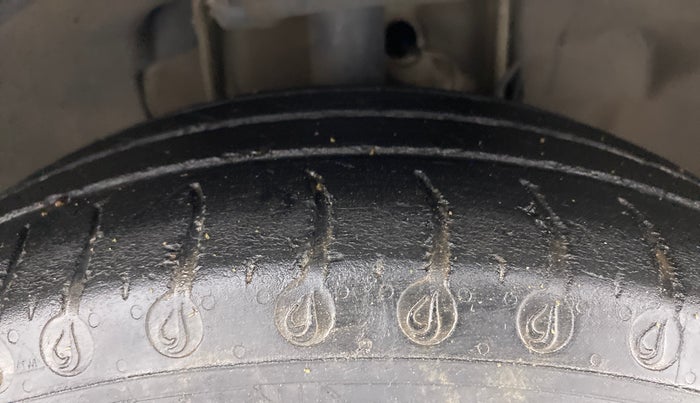 2020 Tata Tiago XT PETROL, Petrol, Manual, 62,875 km, Right Front Tyre Tread