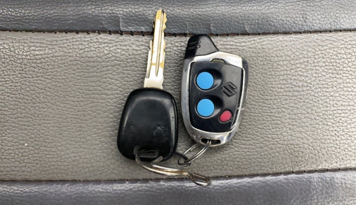 2014 Maruti Alto 800 LXI, Petrol, Manual, 70,398 km, Key Close Up