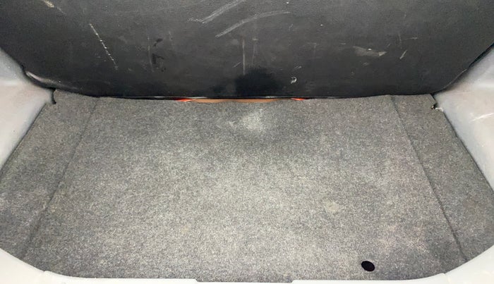 2014 Maruti Alto 800 LXI, Petrol, Manual, 70,398 km, Boot Inside