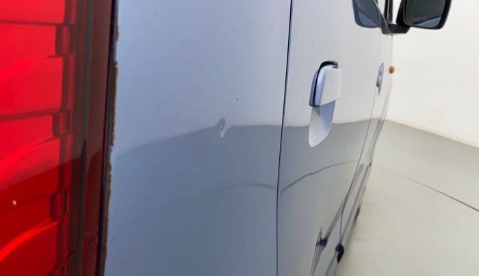2010 Maruti Wagon R 1.0 VXI, Petrol, Manual, 68,231 km, Right quarter panel - Slightly dented