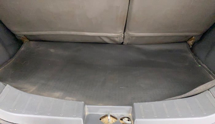 2010 Maruti Wagon R 1.0 VXI, Petrol, Manual, 68,231 km, Boot Inside