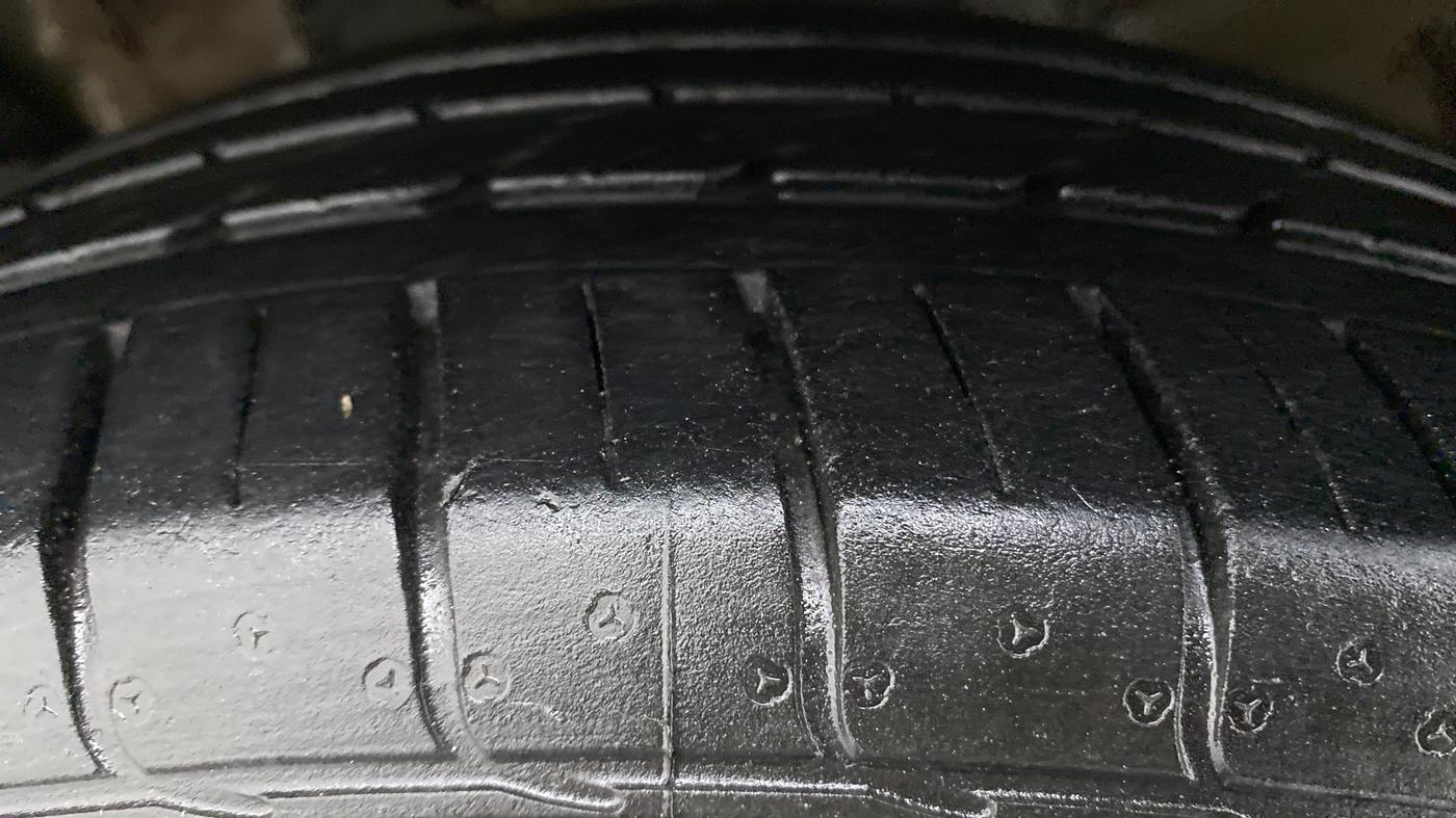 2019 KIA SELTOS GTX + AT PETROL, Petrol, Automatic, 32,661 km, Left Front Tyre Tread