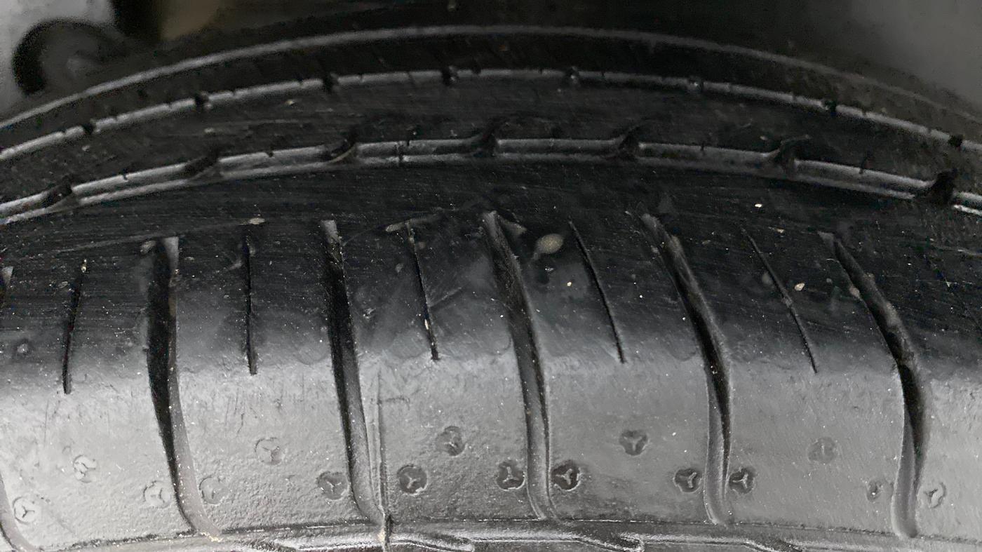 2019 KIA SELTOS GTX + AT PETROL, Petrol, Automatic, 32,661 km, Right Rear Tyre Tread