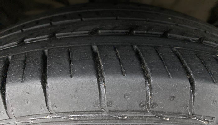 2019 KIA SELTOS GTX + AT PETROL, Petrol, Automatic, 32,661 km, Right Front Tyre Tread