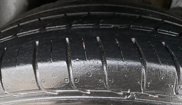 2019 KIA SELTOS GTX + AT PETROL, Petrol, Automatic, 32,661 km, Left Rear Tyre Tread