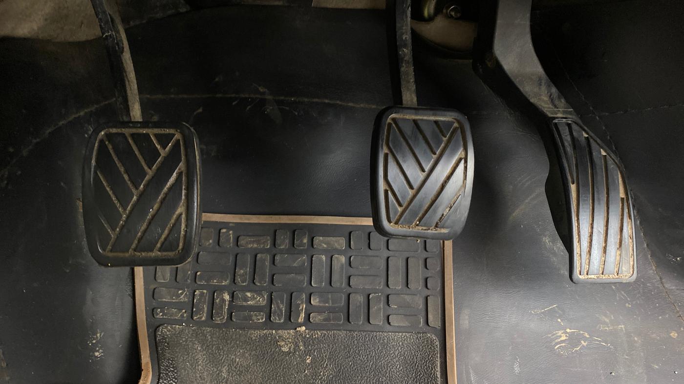 2021 Maruti Ciaz ZETA 1.5 SHVS MT PETROL, Petrol, Manual, 55,867 km, Pedals