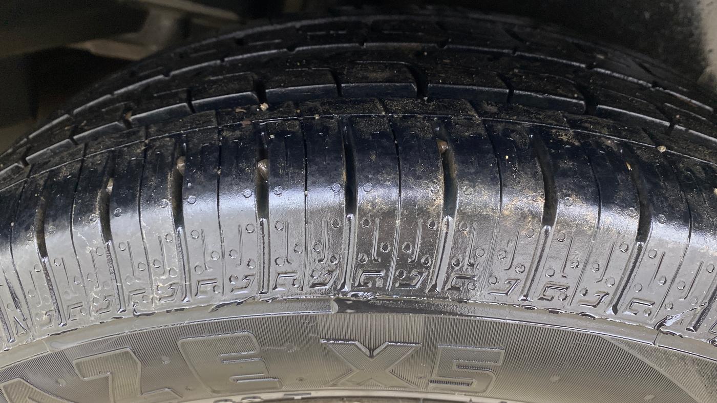 2021 Maruti Ciaz ZETA 1.5 SHVS MT PETROL, Petrol, Manual, 55,867 km, Right Rear Tyre Tread