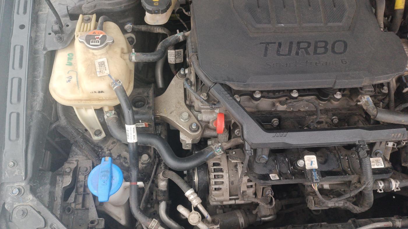 2025 Hyundai Verna S (O) Turbo DCT, Petrol, Automatic, 13,275 km, Engine View - Right