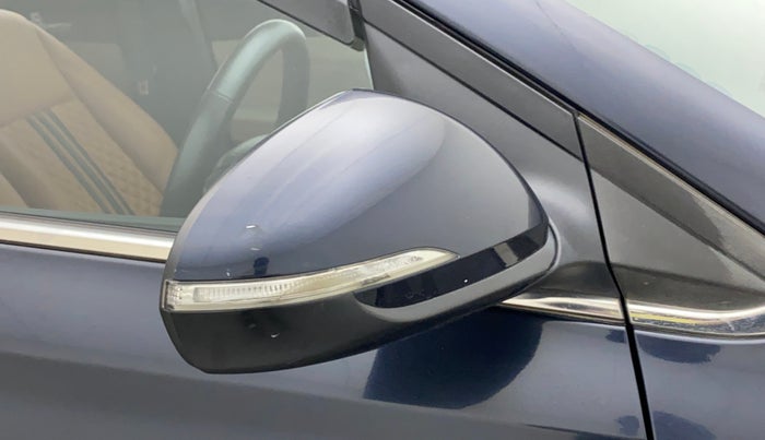 2021 Hyundai Verna SX 1.5 VTVT, Petrol, Manual, 16,809 km, Right rear-view mirror - Indicator light has minor damage