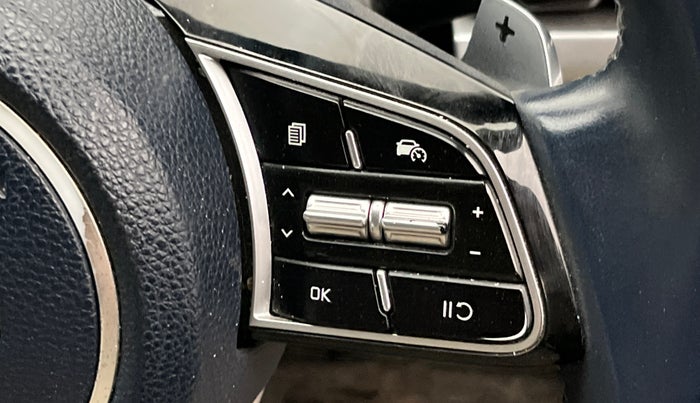 2022 KIA CARENS LUXURY PLUS 1.4 PETROL DCT 7 STR, Petrol, Automatic, 23,657 km, Adaptive Cruise Control