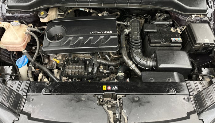 2022 KIA CARENS LUXURY PLUS 1.4 PETROL DCT 7 STR, Petrol, Automatic, 23,657 km, Engine View