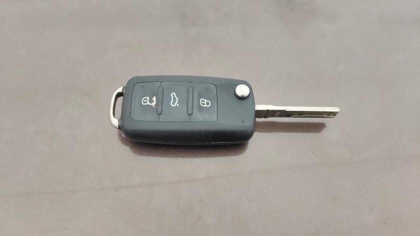 2019 Volkswagen Ameo COMFORTLINE 1.0L, Petrol, Manual, 33,511 km, Key Close Up