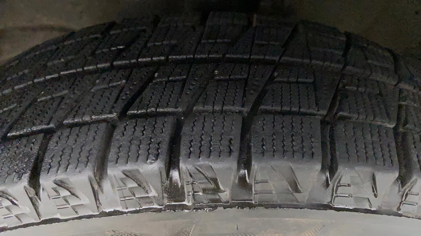2014 Maruti Wagon R 1.0 LXI CNG, CNG, Manual, 85,644 km, Left Front Tyre Tread