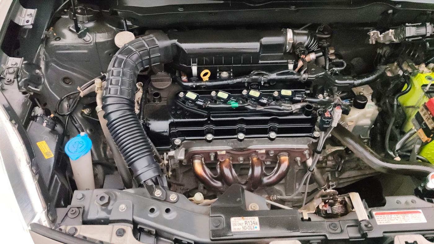 2018 Maruti Swift VXI AMT, Petrol, Automatic, 45,442 km, Engine View - Right