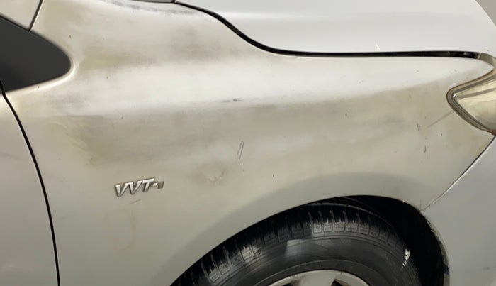 2011 Toyota Corolla Altis G PETROL, Petrol, Manual, 1,19,025 km, Right fender - Slight discoloration