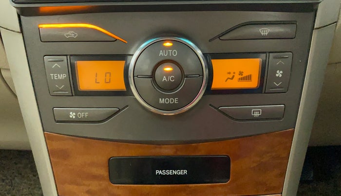 2011 Toyota Corolla Altis G PETROL, Petrol, Manual, 1,19,025 km, Automatic Climate Control