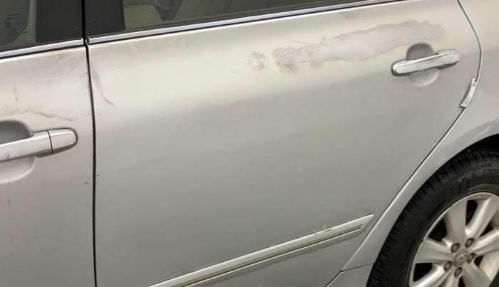 2011 Toyota Corolla Altis G PETROL, Petrol, Manual, 1,19,025 km, Rear left door - Paint has faded