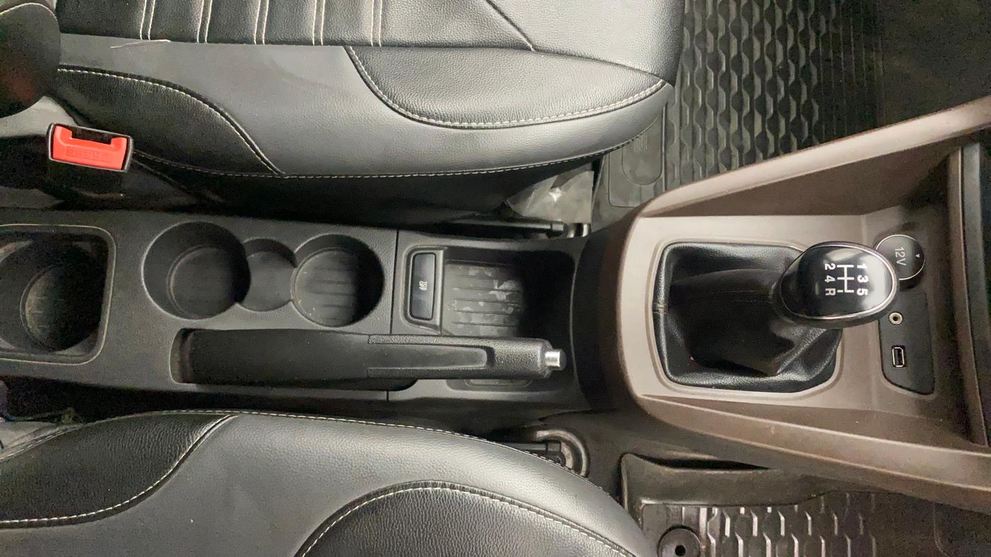 2019 Ford FREESTYLE TITANIUM 1.2 PETROL, Petrol, Manual, 48,782 km, Gear Lever