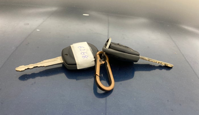 2016 Maruti Baleno DELTA PETROL 1.2, Petrol, Manual, 34,087 km, Key Close Up