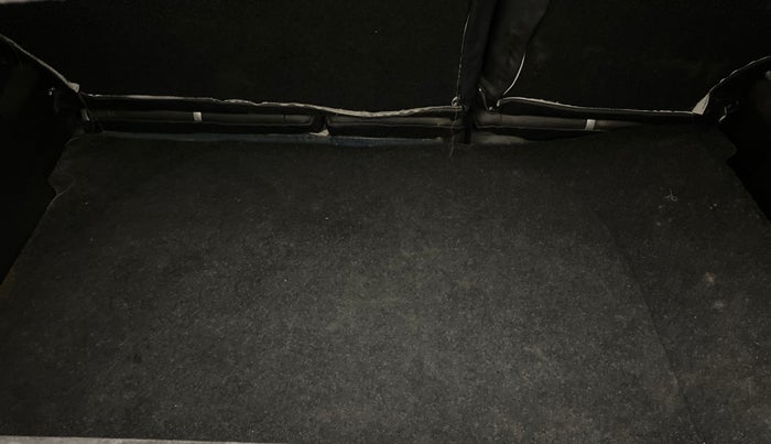 2016 Maruti Baleno DELTA PETROL 1.2, Petrol, Manual, 34,087 km, Boot Inside