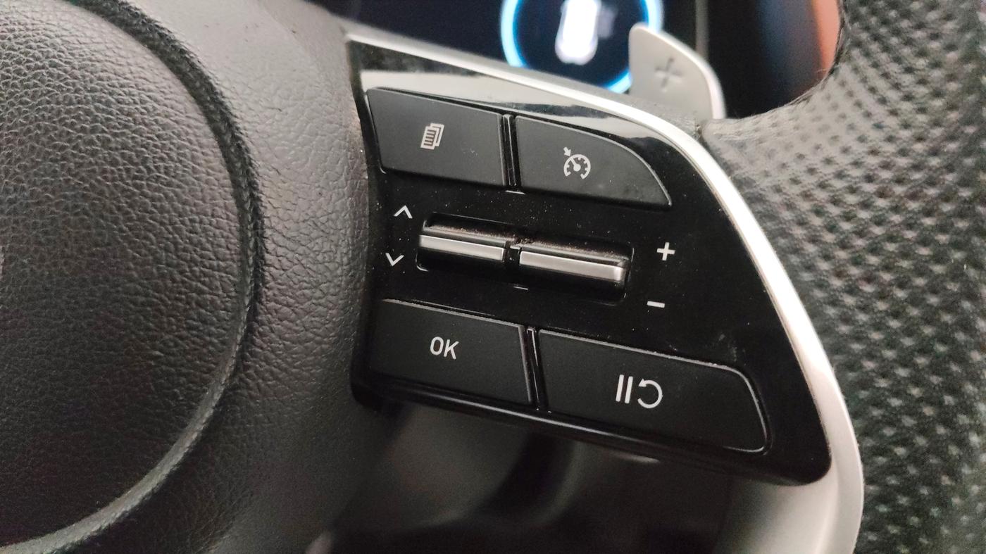 2024 Hyundai ALCAZAR  SIGNATURE (O) DCT 1.5 PETROL 7STR, Petrol, Automatic, 17,391 km, Adaptive Cruise Control