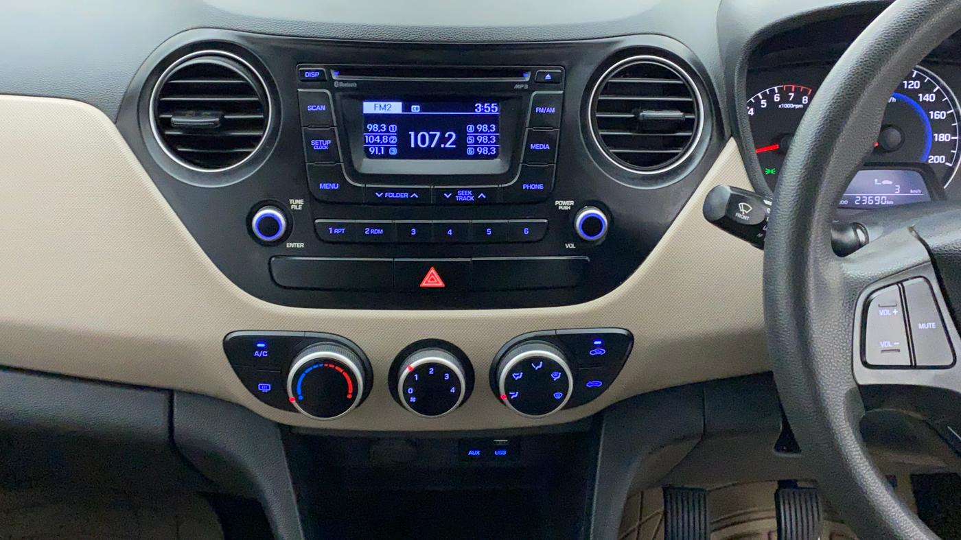 2016 Hyundai Grand i10 SPORTZ 1.2 KAPPA VTVT, Petrol, Manual, 23,749 km, Air Conditioner