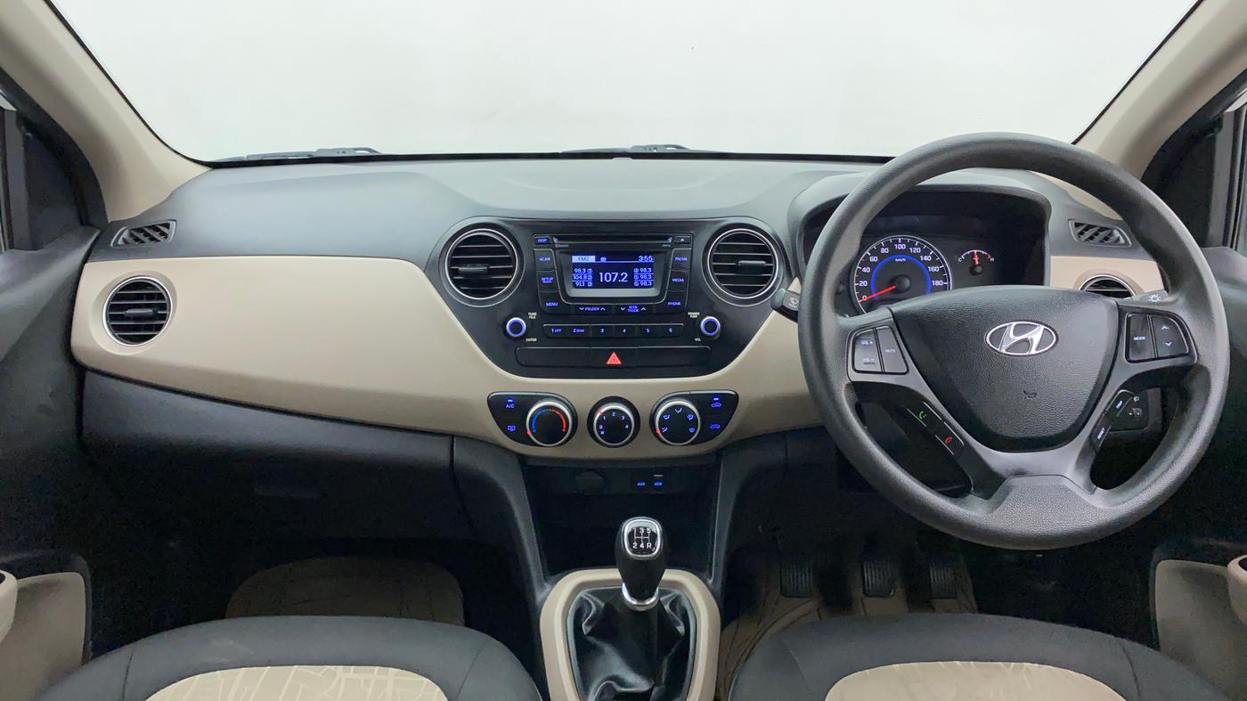 2016 Hyundai Grand i10 SPORTZ 1.2 KAPPA VTVT, Petrol, Manual, 23,749 km, Dashboard
