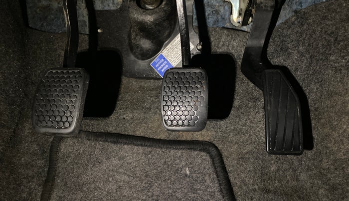 2019 Maruti Celerio VXI CNG, CNG, Manual, 1,00,829 km, Pedals