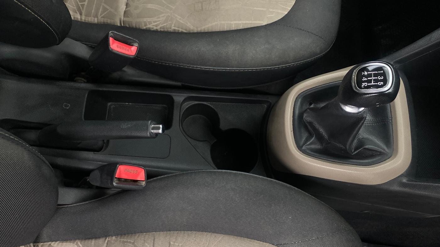 2014 Hyundai Grand i10 SPORTZ 1.2 KAPPA VTVT, Petrol, Manual, 92,943 km, Gear Lever