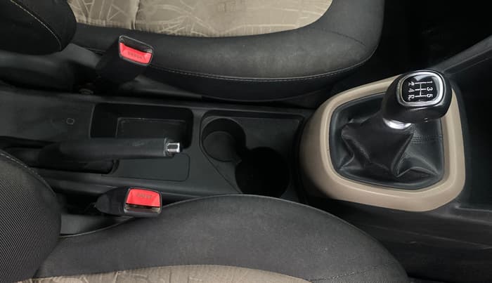 2014 Hyundai Grand i10 SPORTZ 1.2 KAPPA VTVT, Petrol, Manual, 92,943 km, Gear Lever