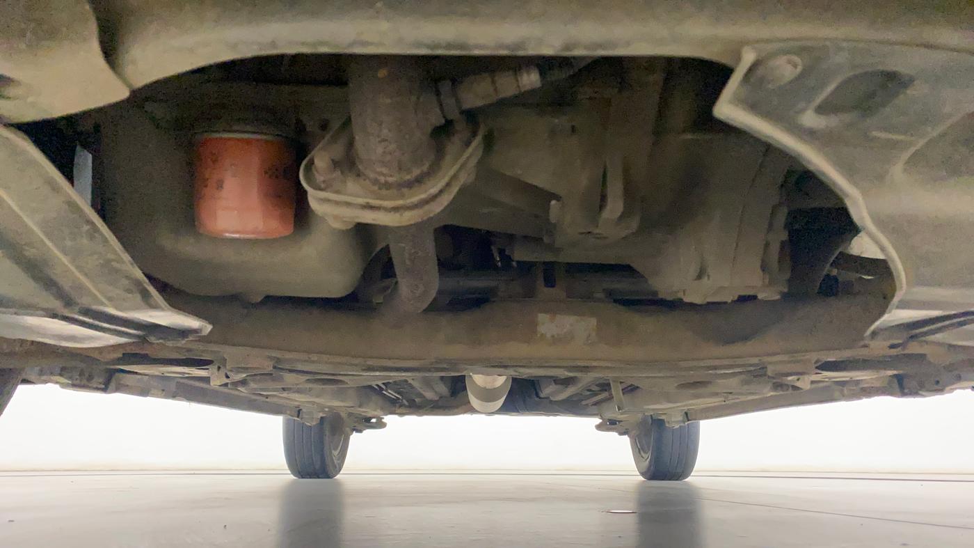 2015 Maruti Swift ZXI, Petrol, Manual, 49,464 km, Front Underbody