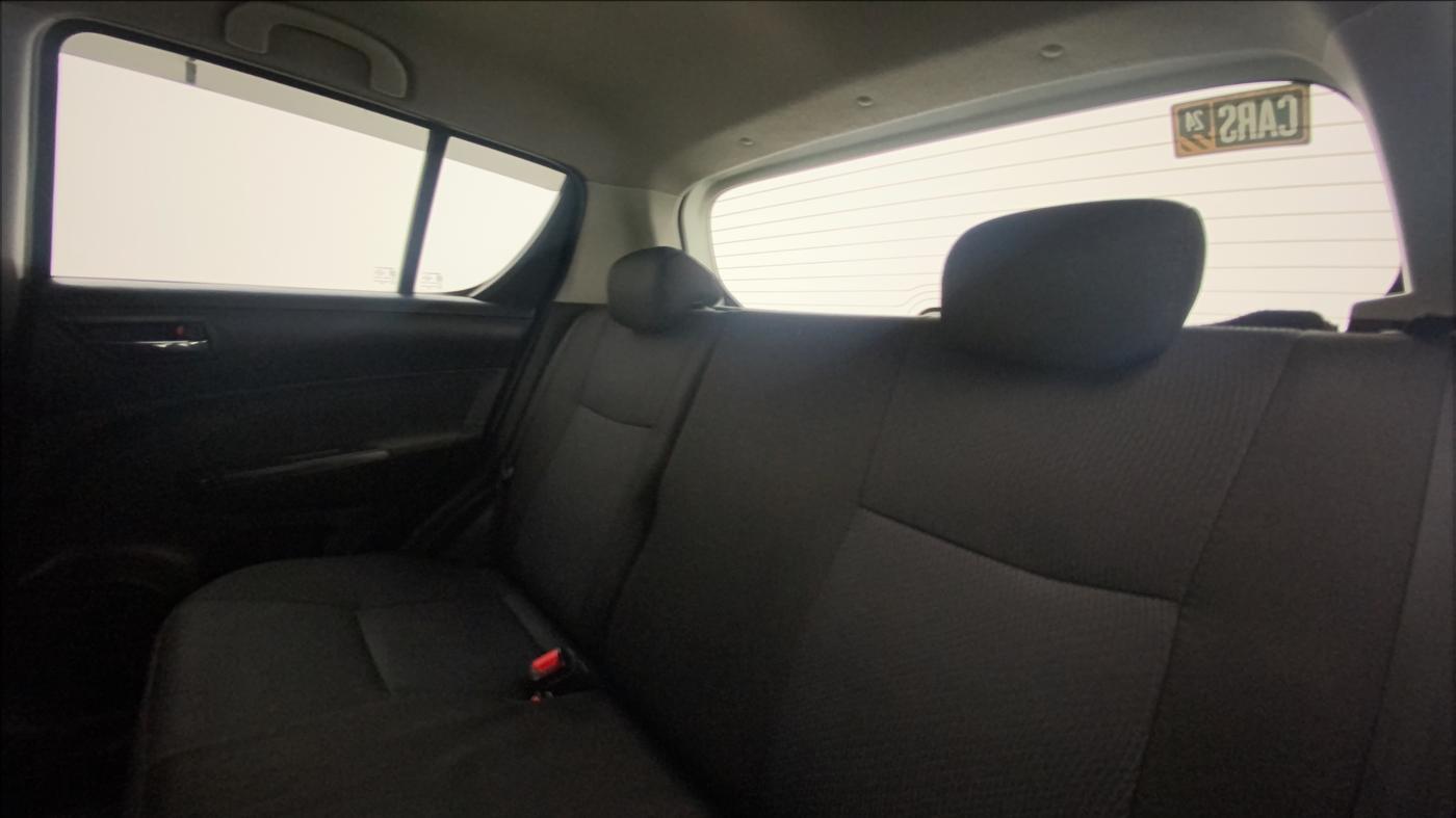 2015 Maruti Swift ZXI, Petrol, Manual, 49,464 km, Right Side Rear Door Cabin
