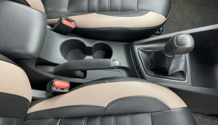 2017 Hyundai Elite i20 ASTA 1.2, Petrol, Manual, 28,372 km, Gear Lever