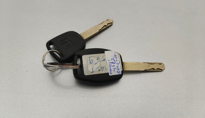 2013 Honda Brio S MT, Petrol, Manual, 92,692 km, Key Close Up