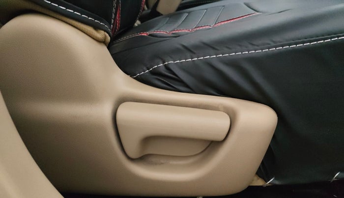 2013 Honda Brio S MT, Petrol, Manual, 92,692 km, Driver Side Adjustment Panel