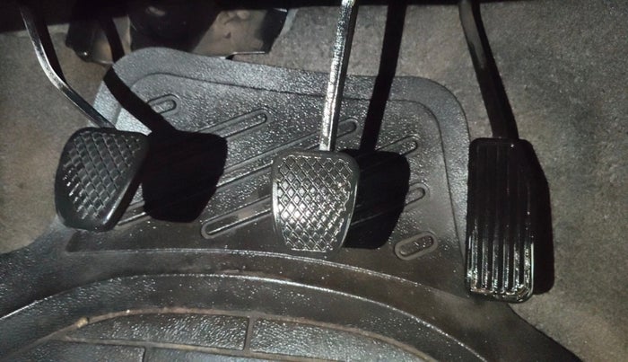 2013 Honda Brio S MT, Petrol, Manual, 92,692 km, Pedals