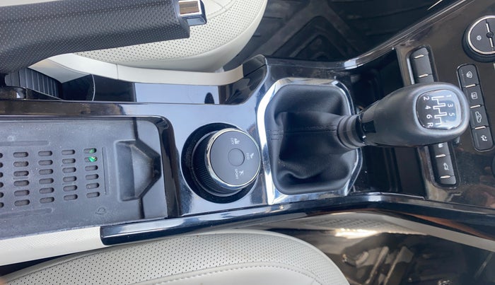 2022 Tata NEXON XZ PLUS (L), Petrol, Manual, 16,077 km, Gear Lever