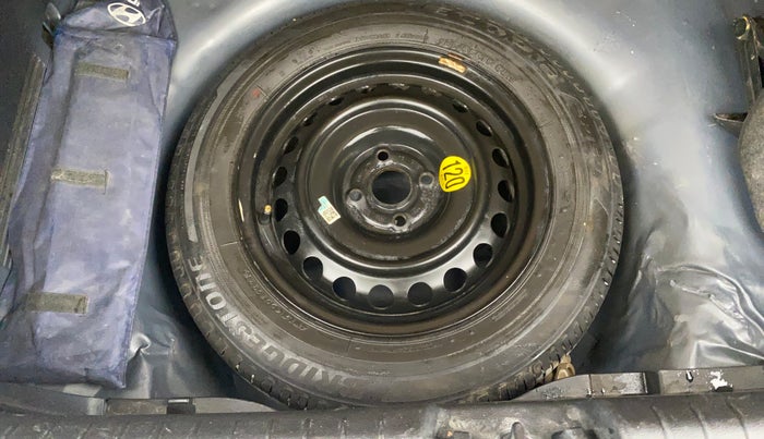 2022 Hyundai NEW I20 SPORTZ 1.2 MT, Petrol, Manual, 70,585 km, Spare Tyre