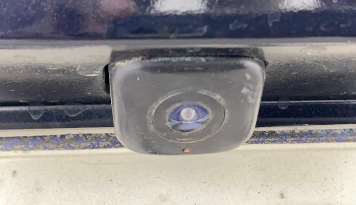 2022 Hyundai NEW I20 SPORTZ 1.2 MT, Petrol, Manual, 70,585 km, Parking Camera