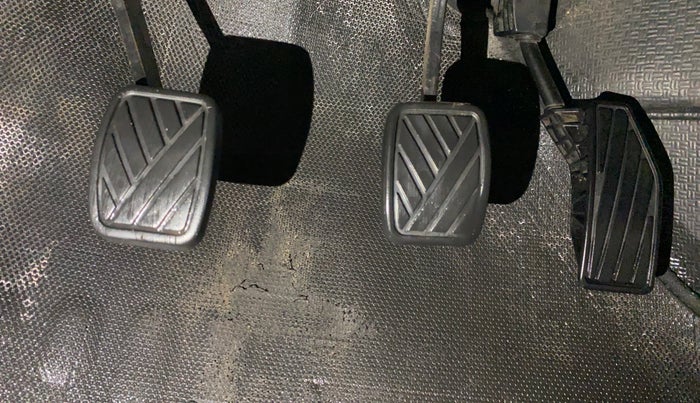 2016 Maruti Baleno SIGMA PETROL 1.2, Petrol, Manual, 73,722 km, Pedals