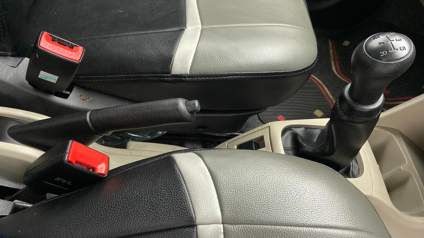 2019 Maruti Alto LXI, Petrol, Manual, 6,372 km, Gear Lever