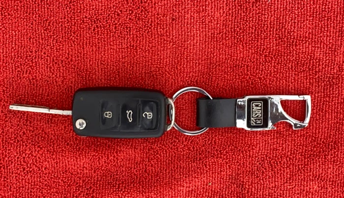 2013 Volkswagen Polo HIGHLINE1.2L DIESEL, Diesel, Manual, 95,429 km, Key Close Up