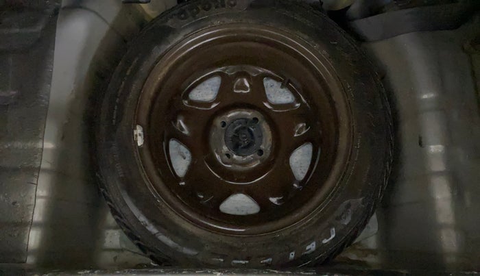 2015 Chevrolet Beat LT PETROL, Petrol, Manual, 24,782 km, Spare Tyre