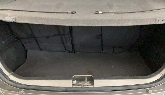 2015 Chevrolet Beat LT PETROL, Petrol, Manual, 24,782 km, Boot Inside