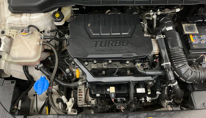 2023 KIA CARENS PRESTIGE PLUS 1.5 PETROL IMT 7 STR, Petrol, Manual, 18,306 km, Engine View - Right