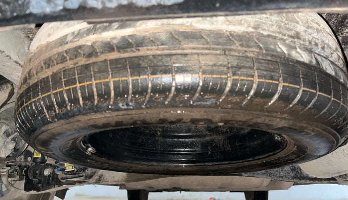 2023 KIA CARENS PRESTIGE PLUS 1.5 PETROL IMT 7 STR, Petrol, Manual, 18,306 km, Spare Tyre