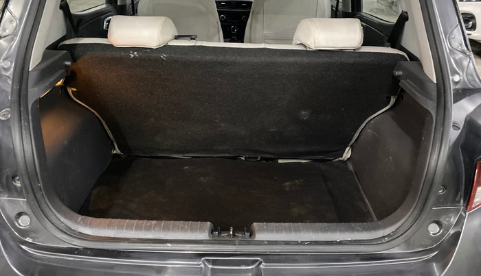 2023 Hyundai GRAND I10 NIOS SPORTZ AMT 1.2 KAPPA VTVT, Petrol, Automatic, 11,129 km, Boot Inside